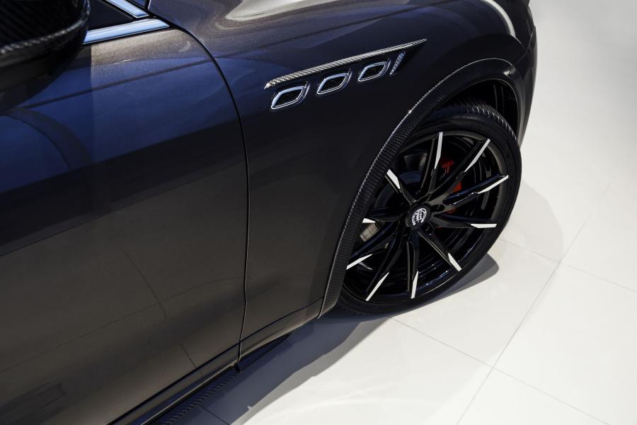 Детали экстерьера Maserati Levante Shtorm in Grey by Larte Design 2017 года  (фото 10 из 17)